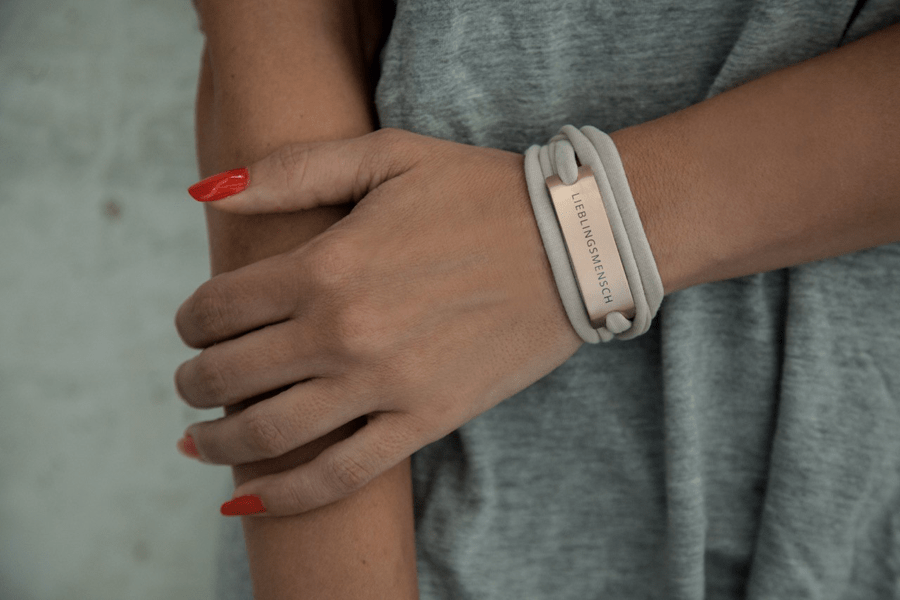 Stylisches Statement-Armband von VIENNINA