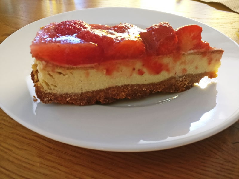 Erdbeer Cheesecake aufgeschnitten