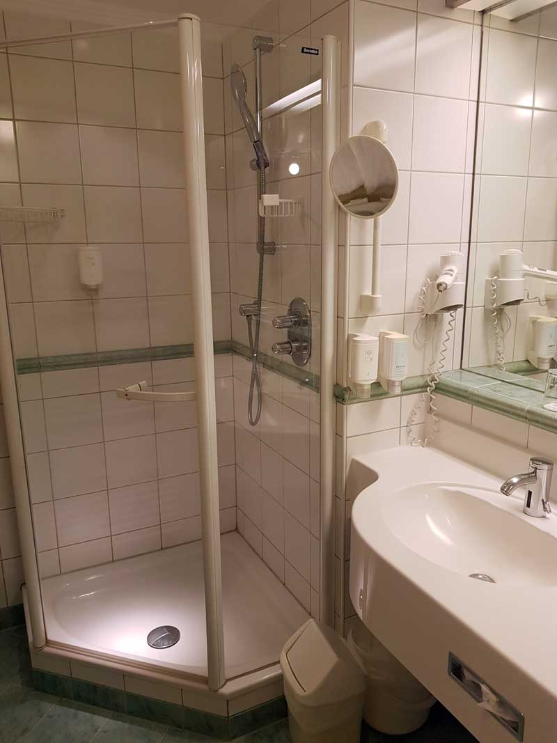 seehotel jaegerwirt zimmer5